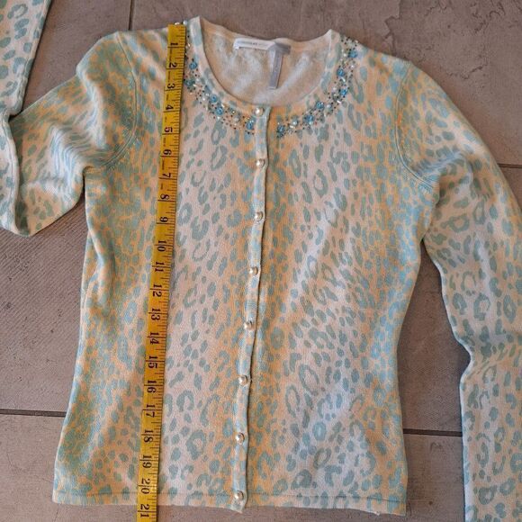 Classiques Entier Long Sleeve‎ Button Down  Cardigan size s/p - Picture 5 of 6